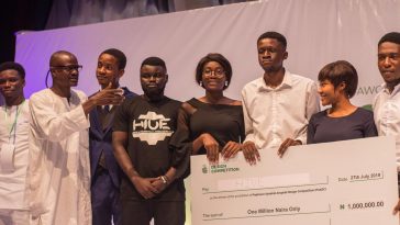 A Team of Five University Students Win Design Competition Solving Nigeria’s Social Problems Using Robotics and AI