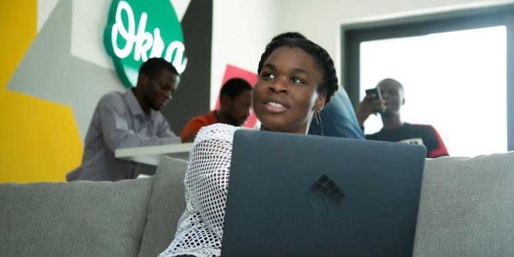 Okra ceo fara ashiru