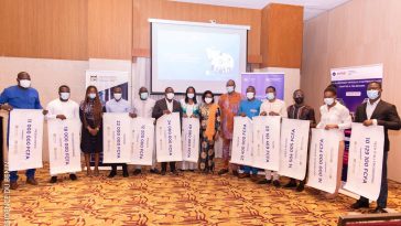 REMISE DE CHEQUE FINANCEMENT OUMANDERA-50b_1621014474